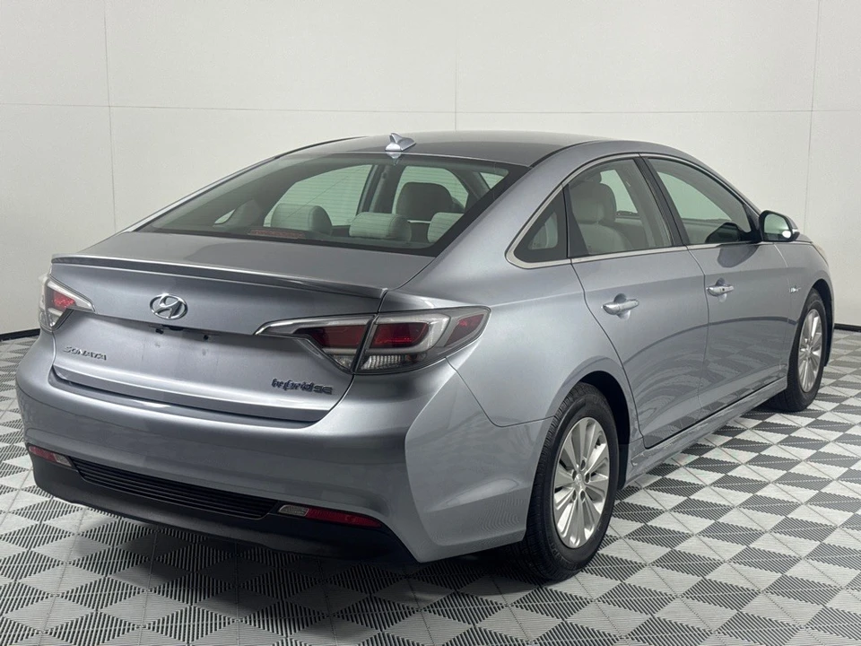 2016 Hyundai Sonata - Image 5 of 21