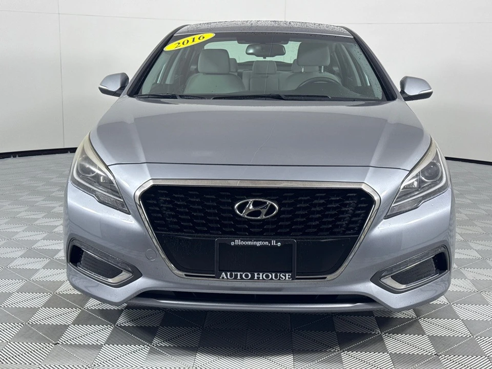 2016 Hyundai Sonata - Image 11 of 12
