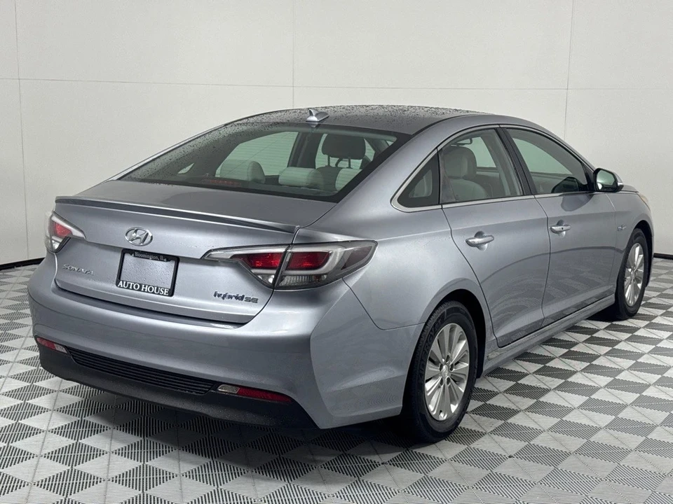 2016 Hyundai Sonata - Image 5 of 12