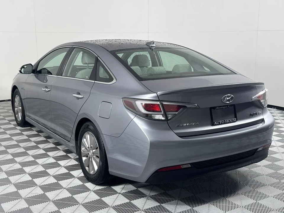 2016 Hyundai Sonata - Image 7 of 12