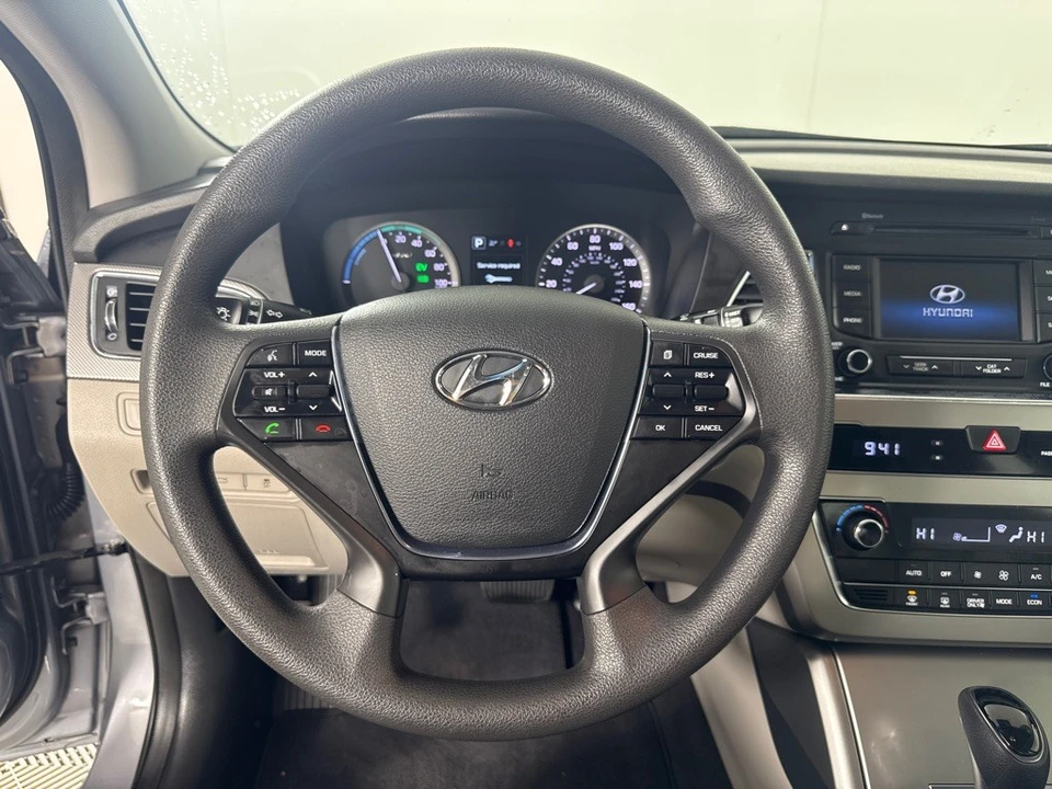 2016 Hyundai Sonata - Image 16 of 21