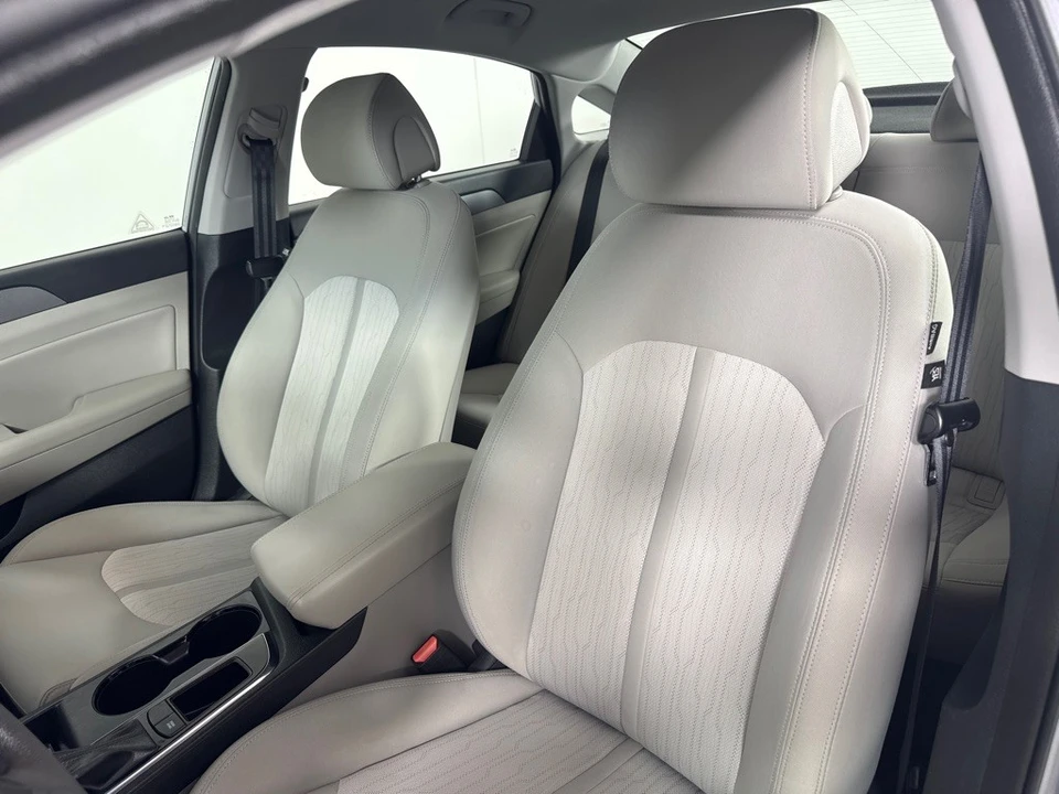 2016 Hyundai Sonata - Image 14 of 21