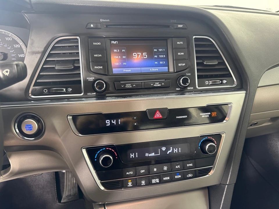 2016 Hyundai Sonata - Image 17 of 21