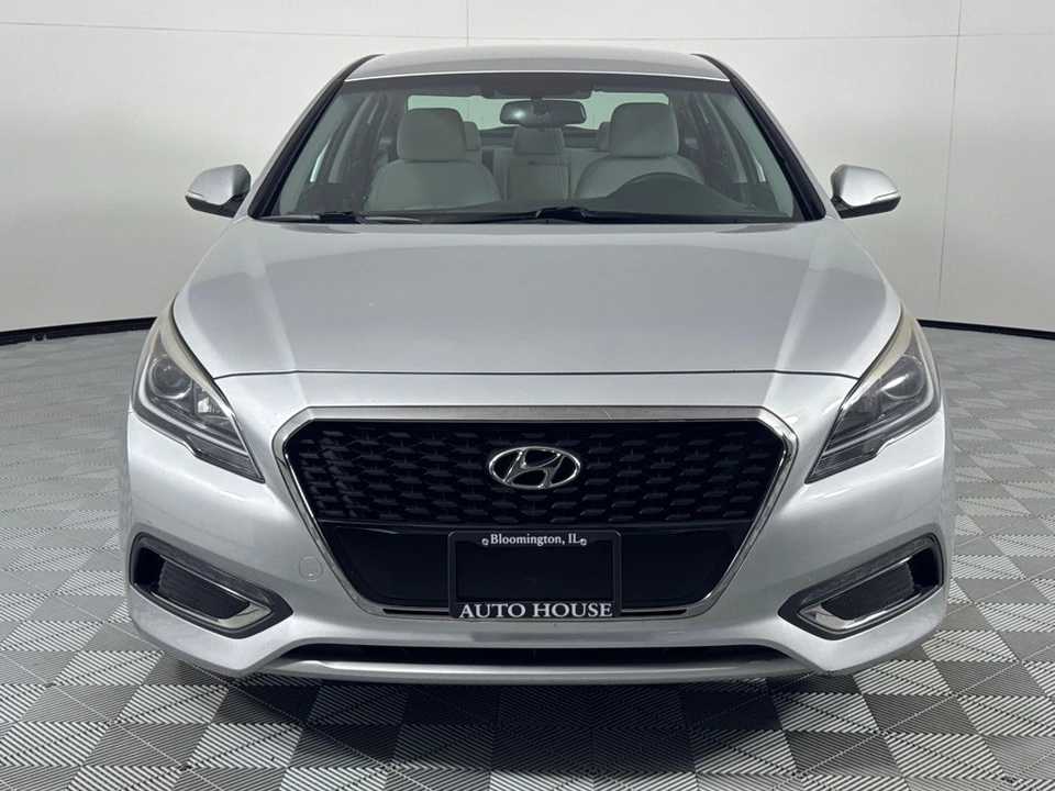 2016 Hyundai Sonata - Image 9 of 12