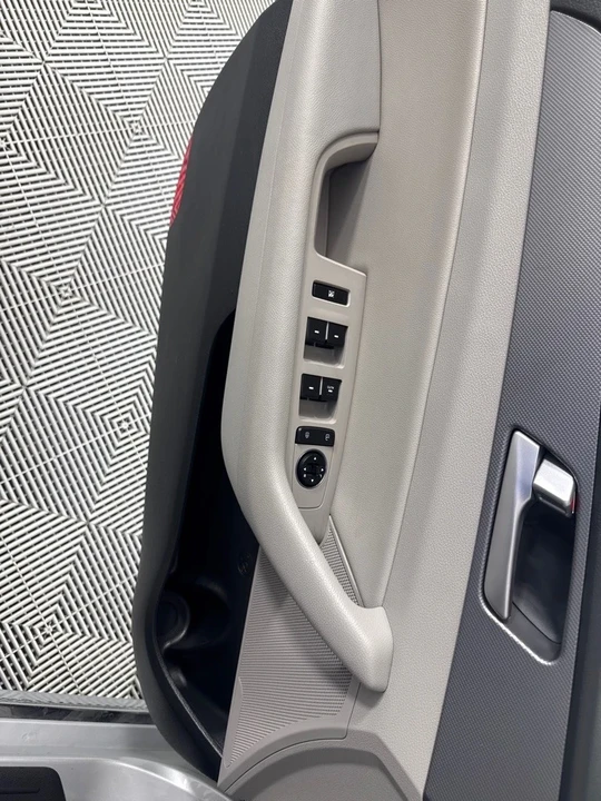 2016 Hyundai Sonata - Image 10 of 12