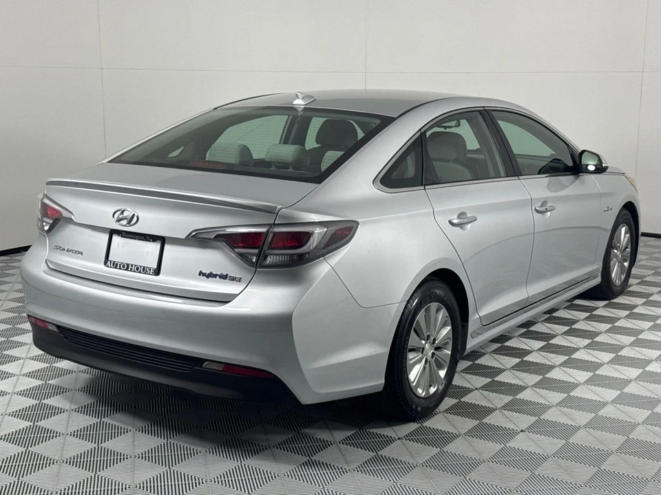 2016 Hyundai Sonata - Image 5 of 21