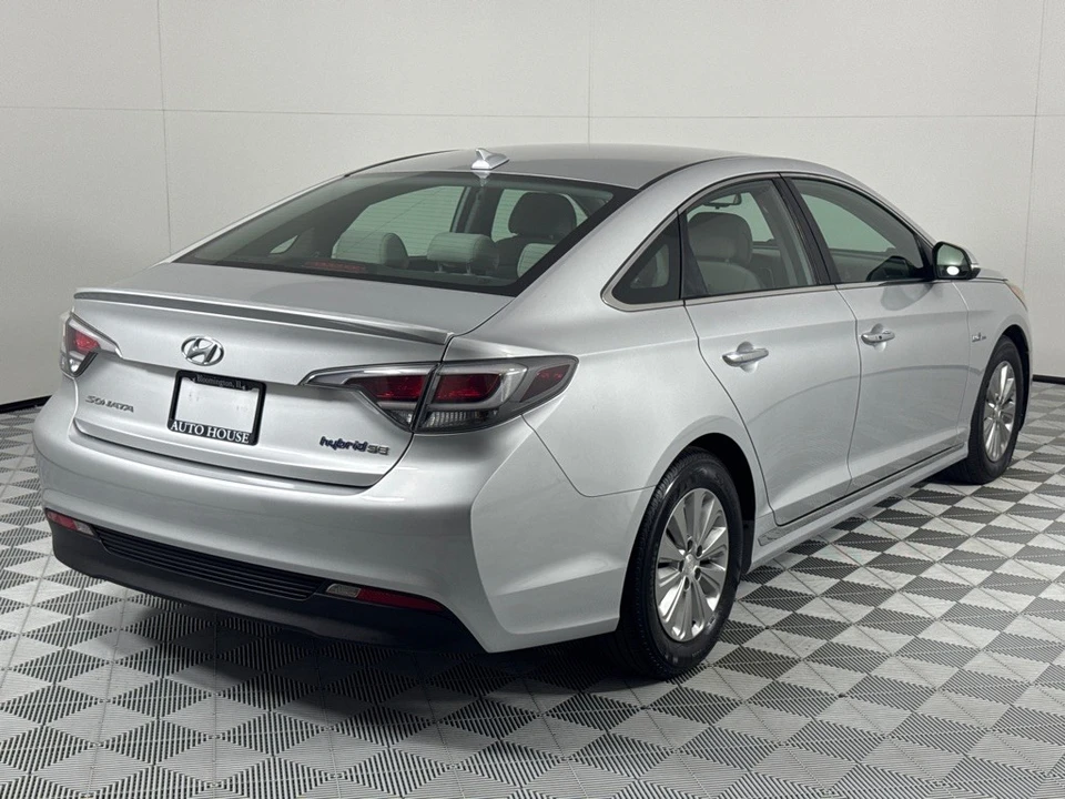 2016 Hyundai Sonata - Image 4 of 21