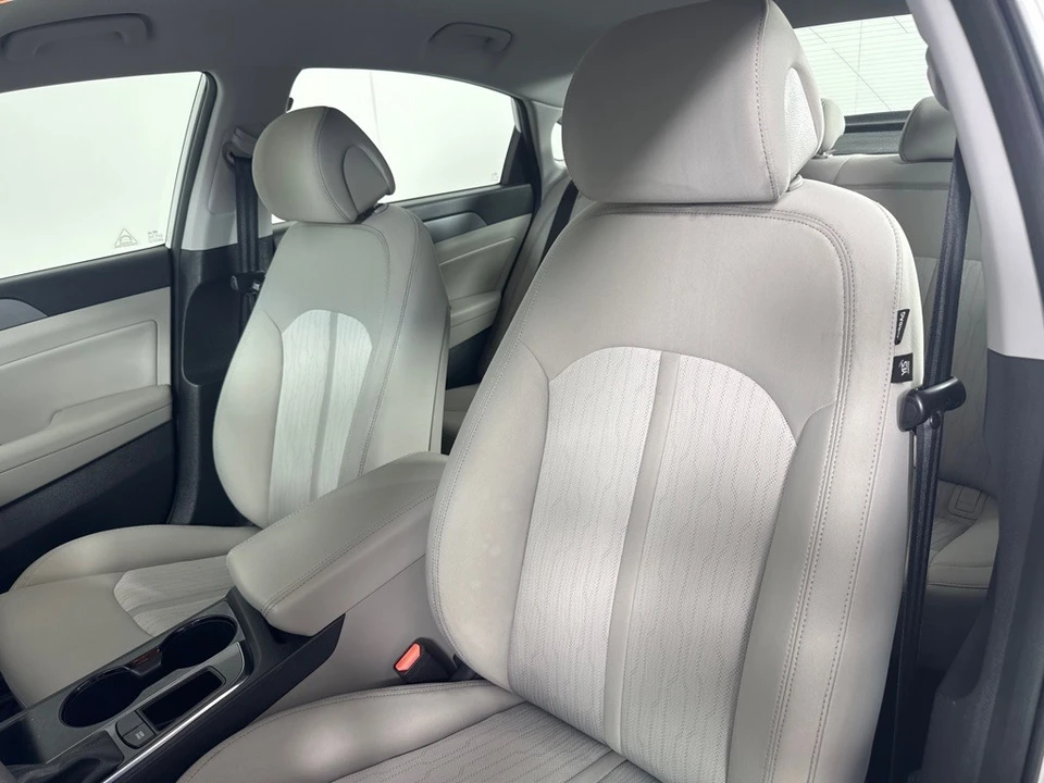 2016 Hyundai Sonata - Image 14 of 21