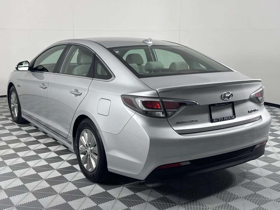 2016 Hyundai Sonata - Image 7 of 21