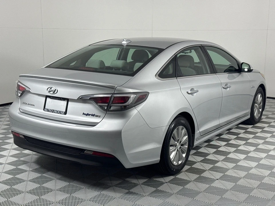 2016 Hyundai Sonata - Image 5 of 12