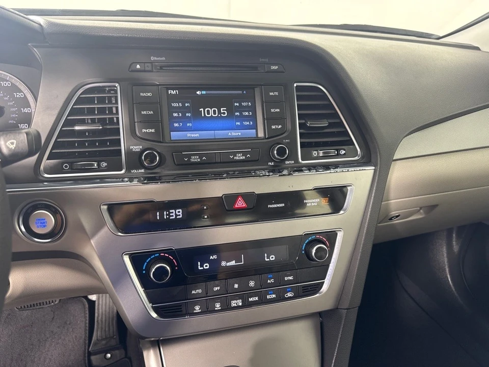 2016 Hyundai Sonata - Image 16 of 21