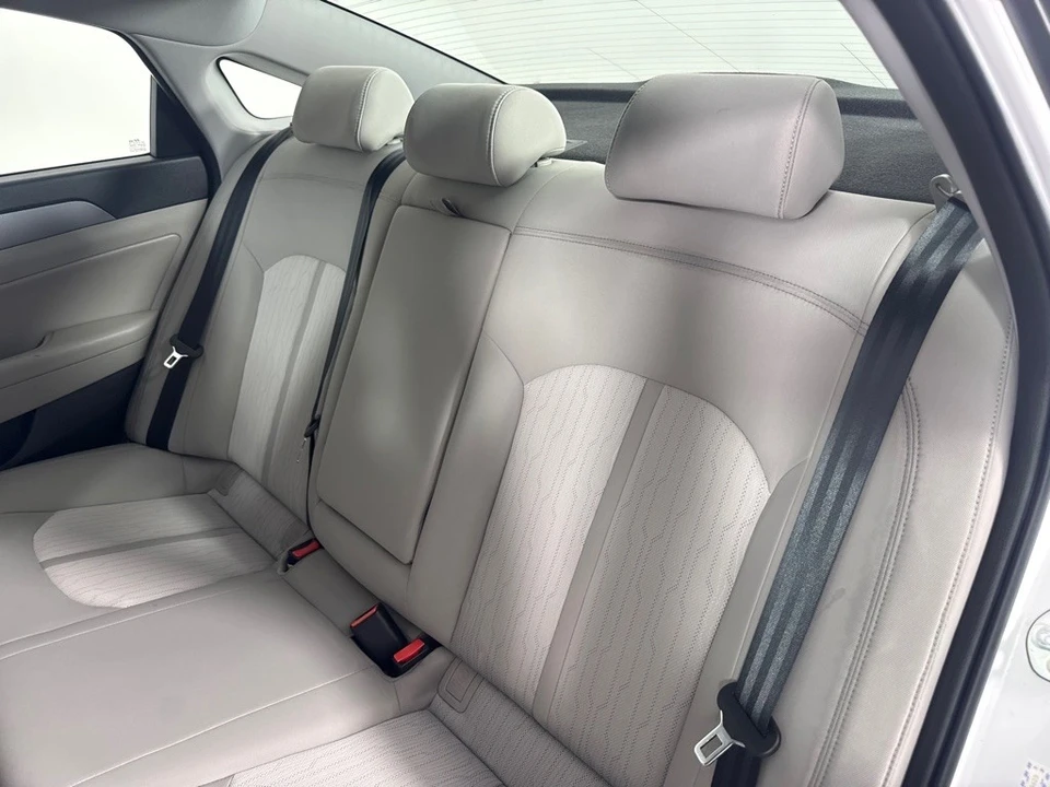 2016 Hyundai Sonata - Image 20 of 21