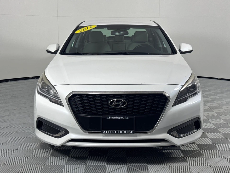 2016 Hyundai Sonata - Image 10 of 21