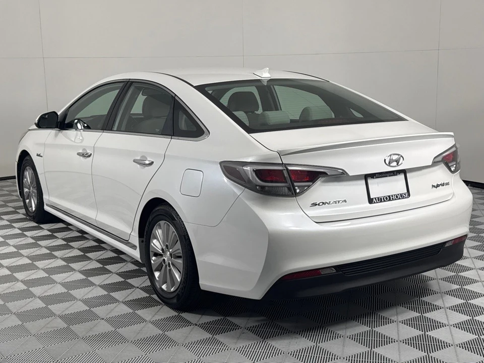 2016 Hyundai Sonata - Image 7 of 12