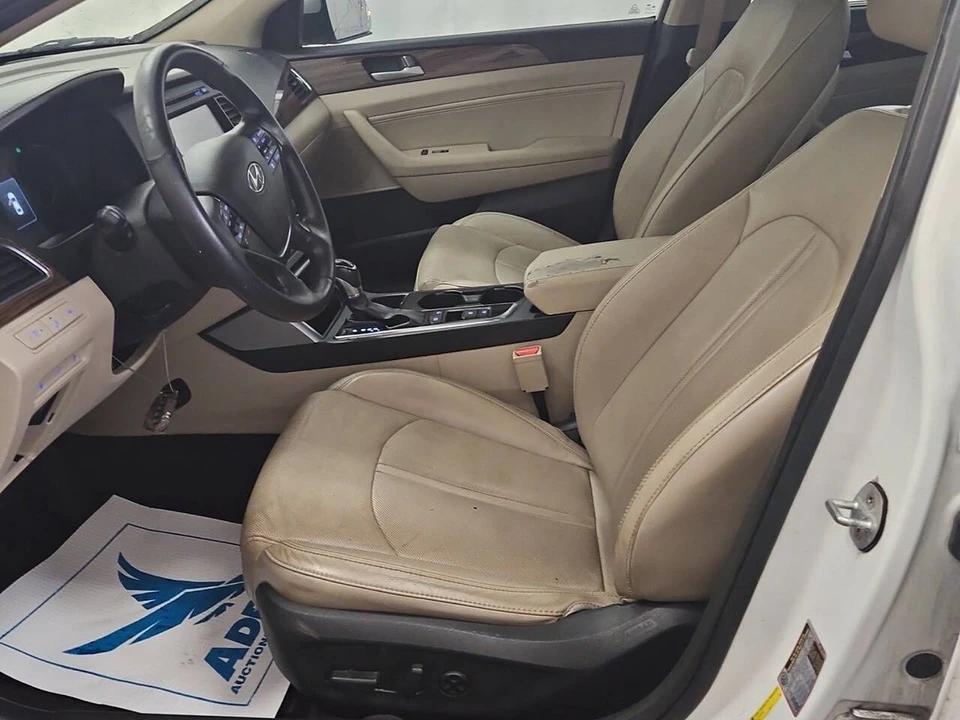 2016 Hyundai Sonata - Image 4 of 5