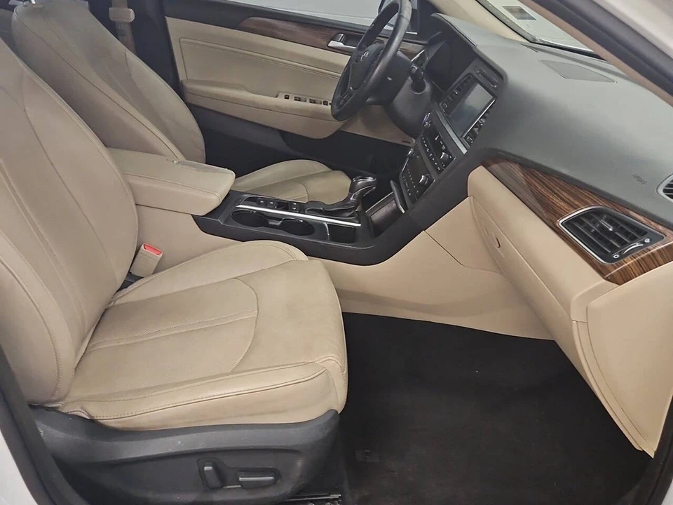 2016 Hyundai Sonata - Image 5 of 5
