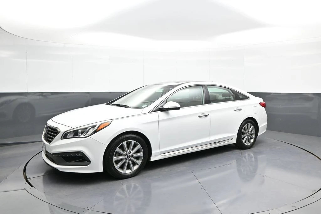 2016 Hyundai Sonata - Image 10 of 21