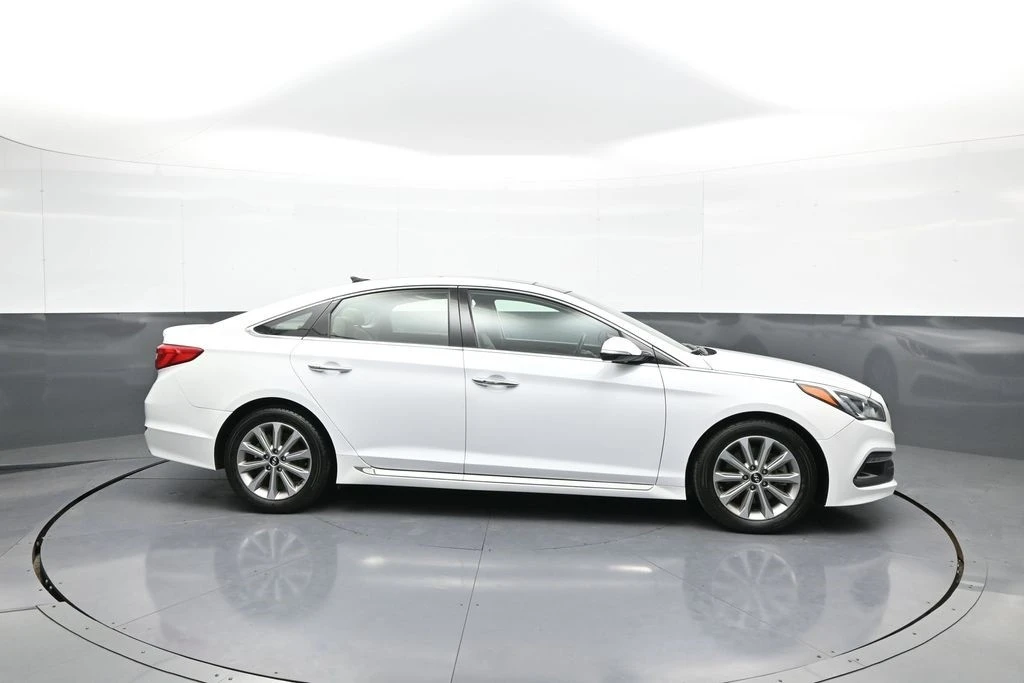2016 Hyundai Sonata - Image 5 of 12