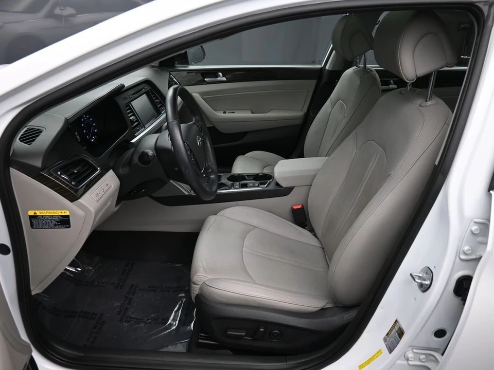 2016 Hyundai Sonata - Image 19 of 21