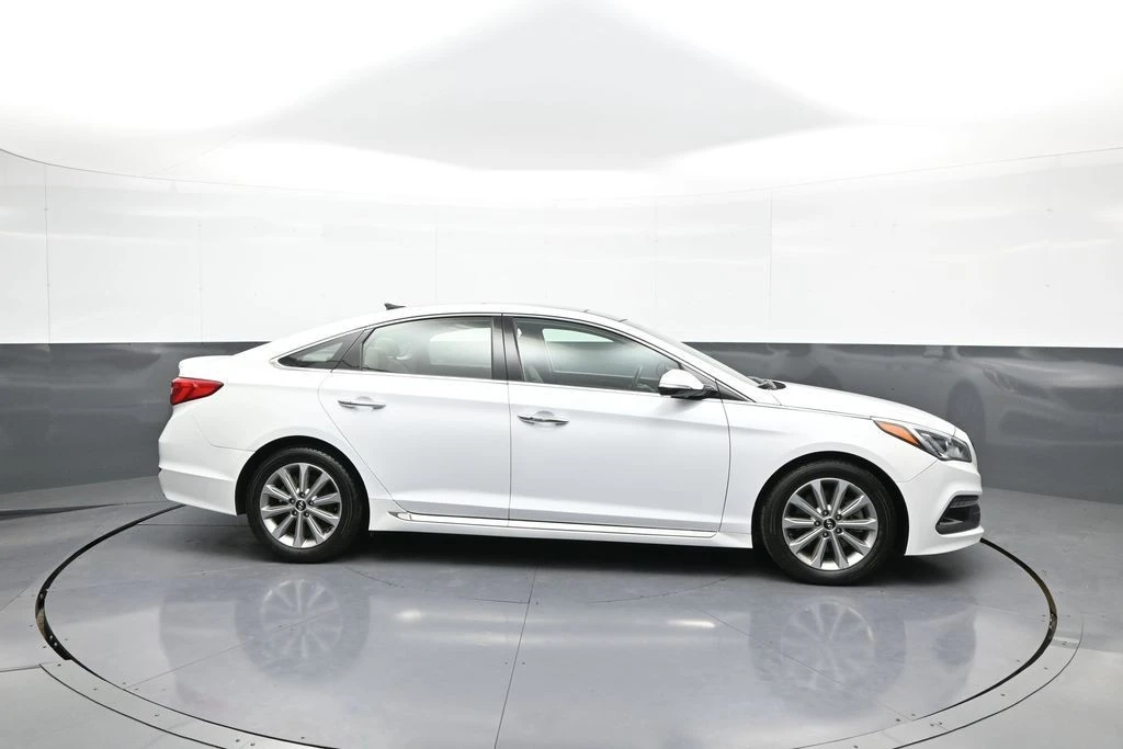 2016 Hyundai Sonata - Image 5 of 21