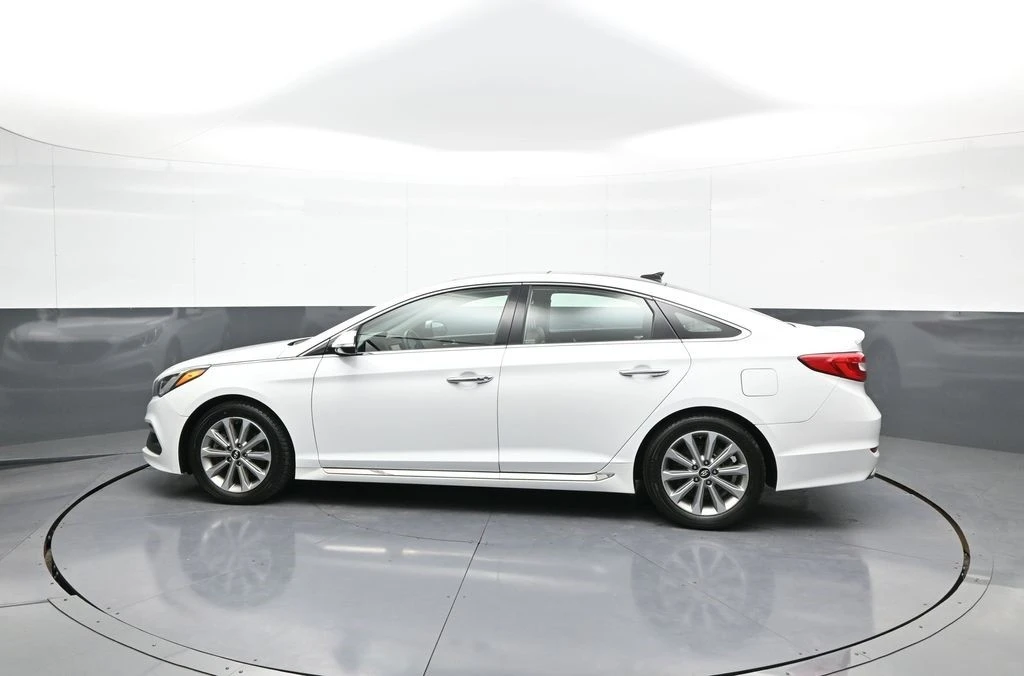 2016 Hyundai Sonata - Image 9 of 12