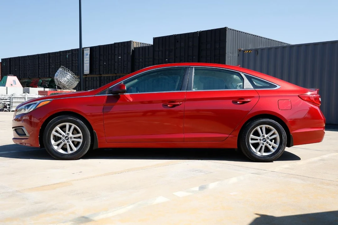 2016 Hyundai Sonata - Image 5 of 12