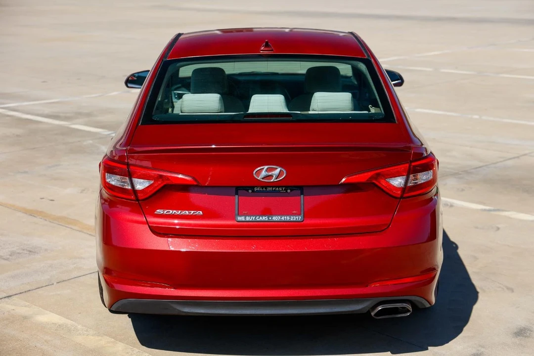 2016 Hyundai Sonata - Image 11 of 12