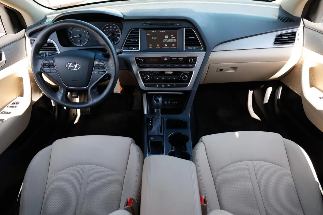 2016 Hyundai Sonata - Image 2 of 12