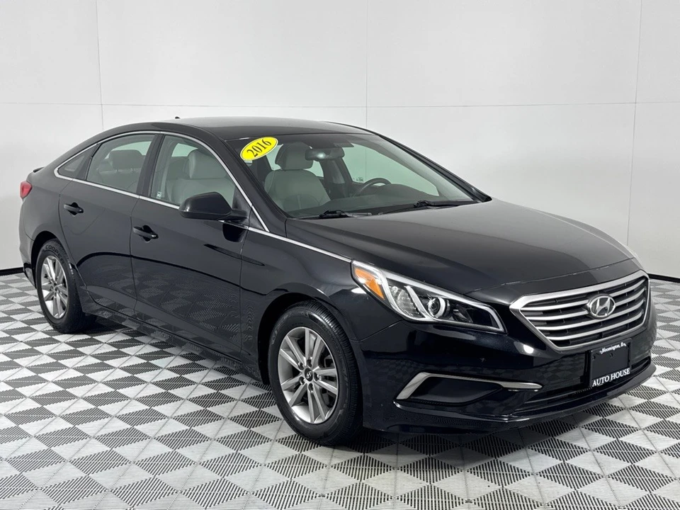2016 Hyundai Sonata - Image 3 of 12