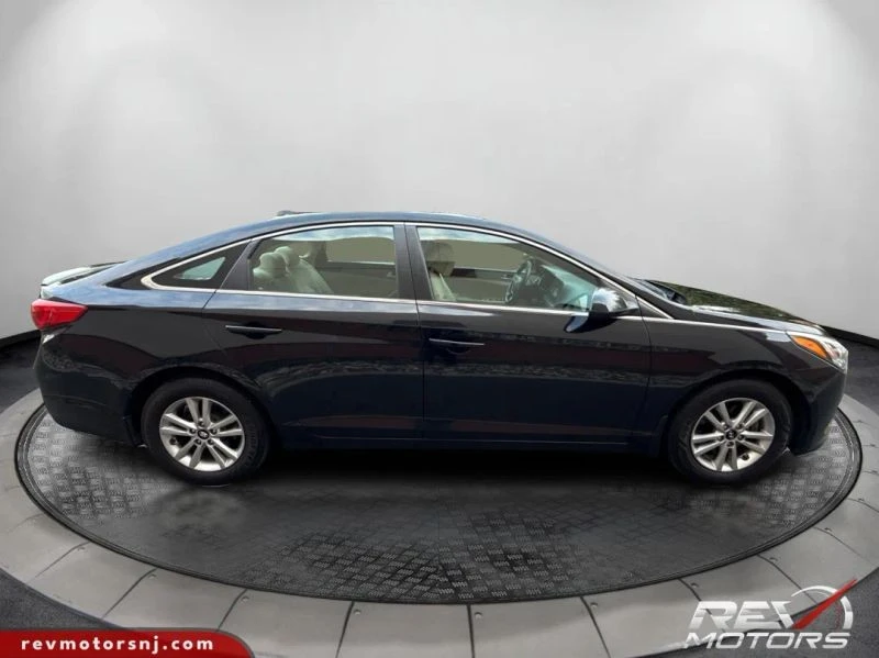 2016 Hyundai Sonata - Image 6 of 12