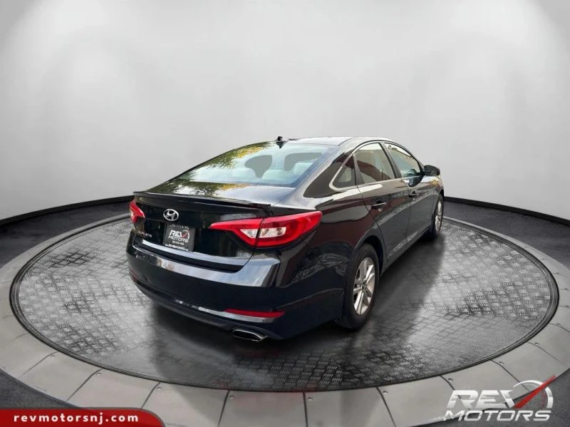 2016 Hyundai Sonata - Image 5 of 12