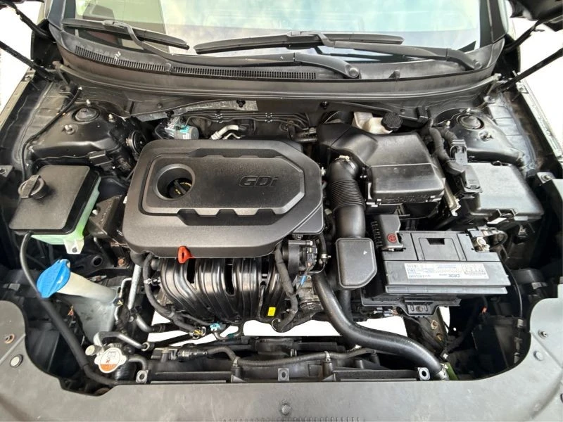 2016 Hyundai Sonata - Image 11 of 12