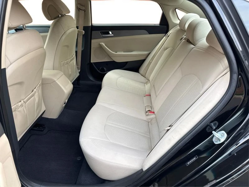2016 Hyundai Sonata - Image 10 of 12