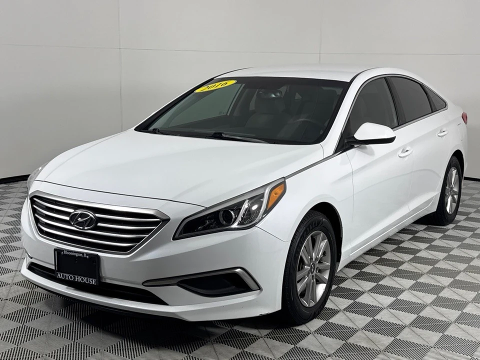 2016 Hyundai Sonata - Image 10 of 12