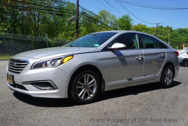 2016 Hyundai Sonata - Image 3 of 12