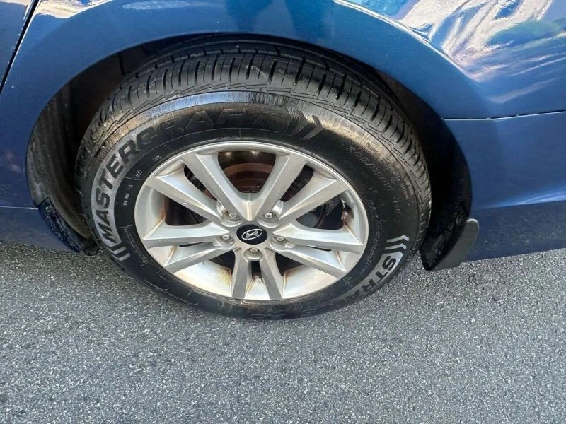 2016 Hyundai Sonata - Image 11 of 12