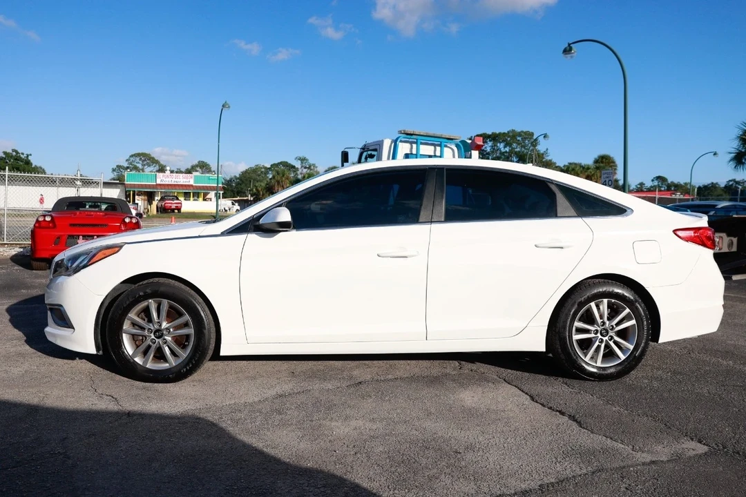2016 Hyundai Sonata - Image 3 of 12