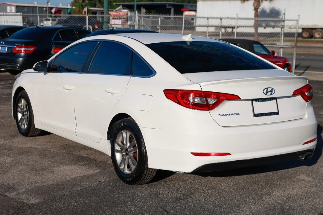 2016 Hyundai Sonata - Image 5 of 12