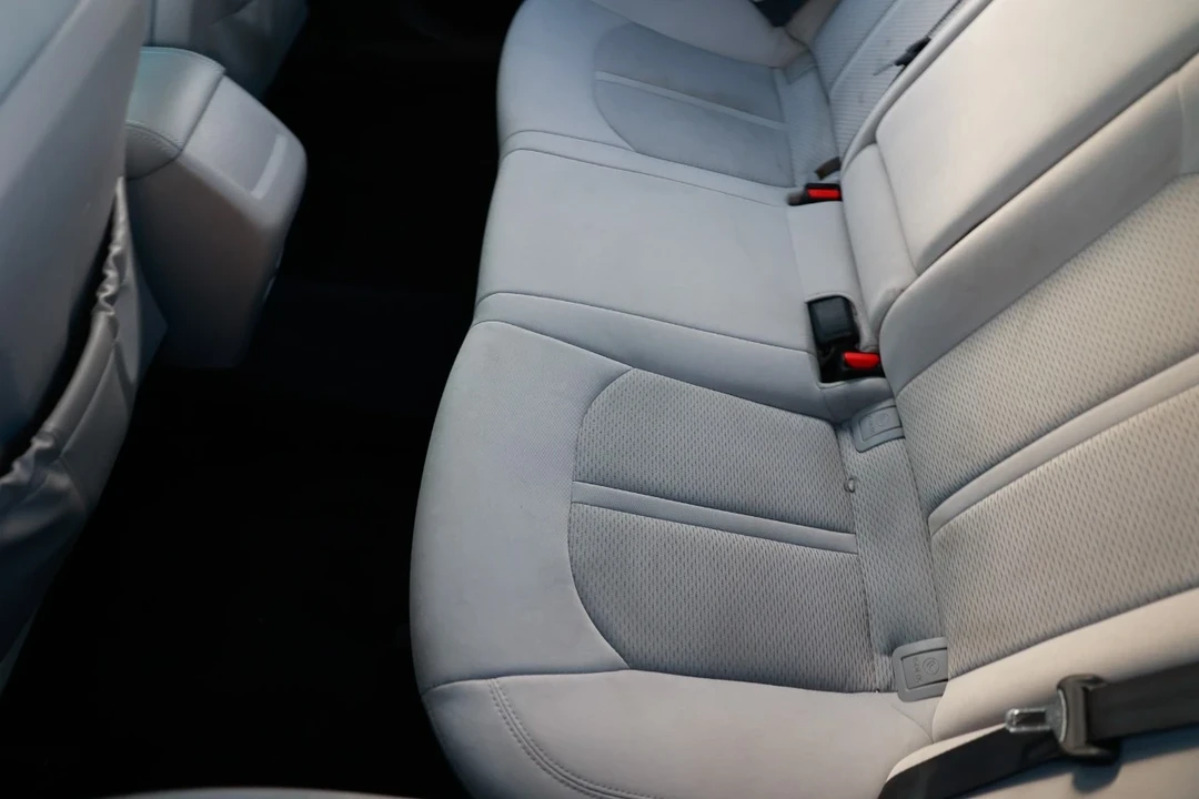 2016 Hyundai Sonata - Image 10 of 12