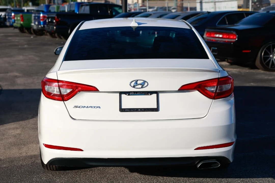 2016 Hyundai Sonata - Image 9 of 12