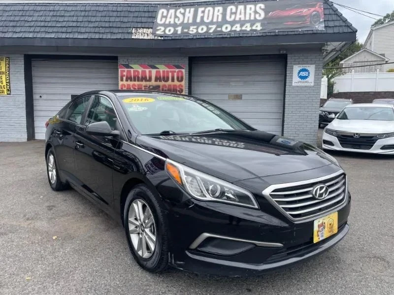 2016 Hyundai Sonata - Image 3 of 12