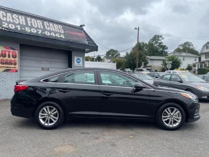 2016 Hyundai Sonata - Image 9 of 12