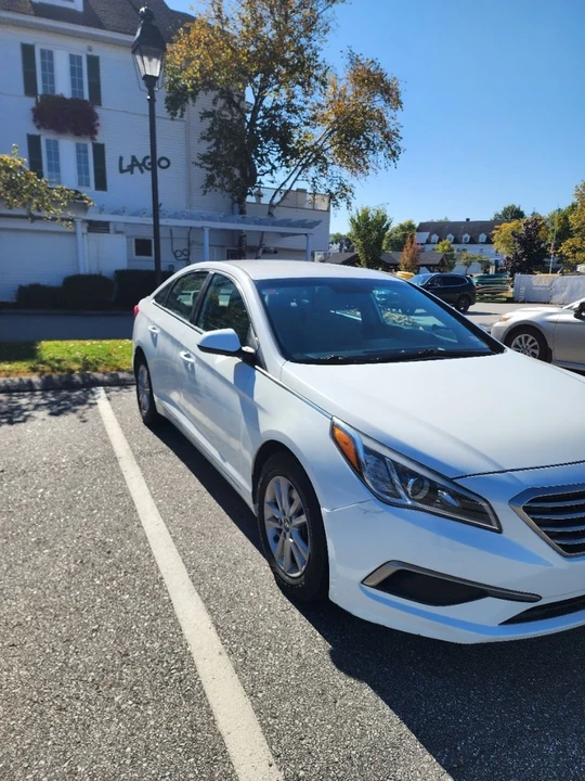 2016 Hyundai Sonata - Image 4 of 19