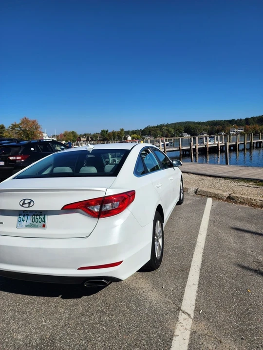 2016 Hyundai Sonata - Image 2 of 19