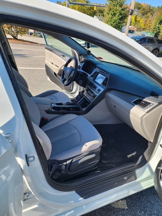 2016 Hyundai Sonata - Image 8 of 19