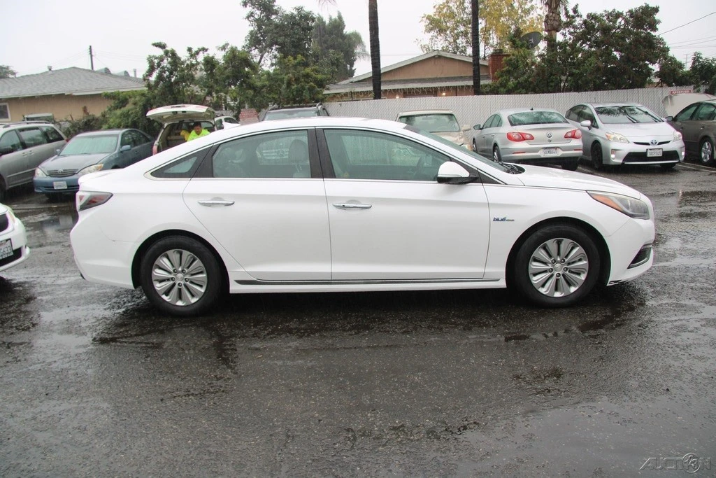 2016 Hyundai Sonata - Image 7 of 21