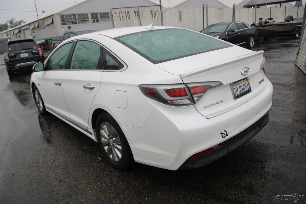 2016 Hyundai Sonata - Image 4 of 21