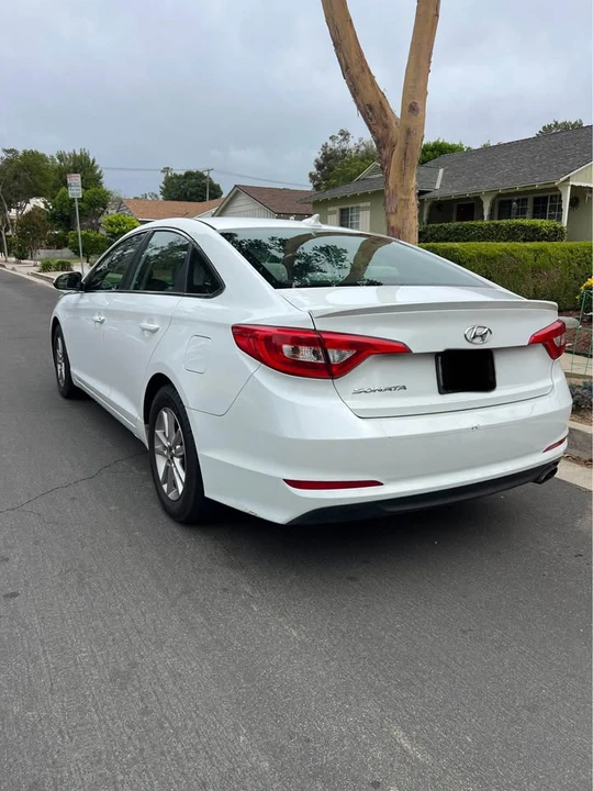 2016 Hyundai Sonata - Image 3 of 8