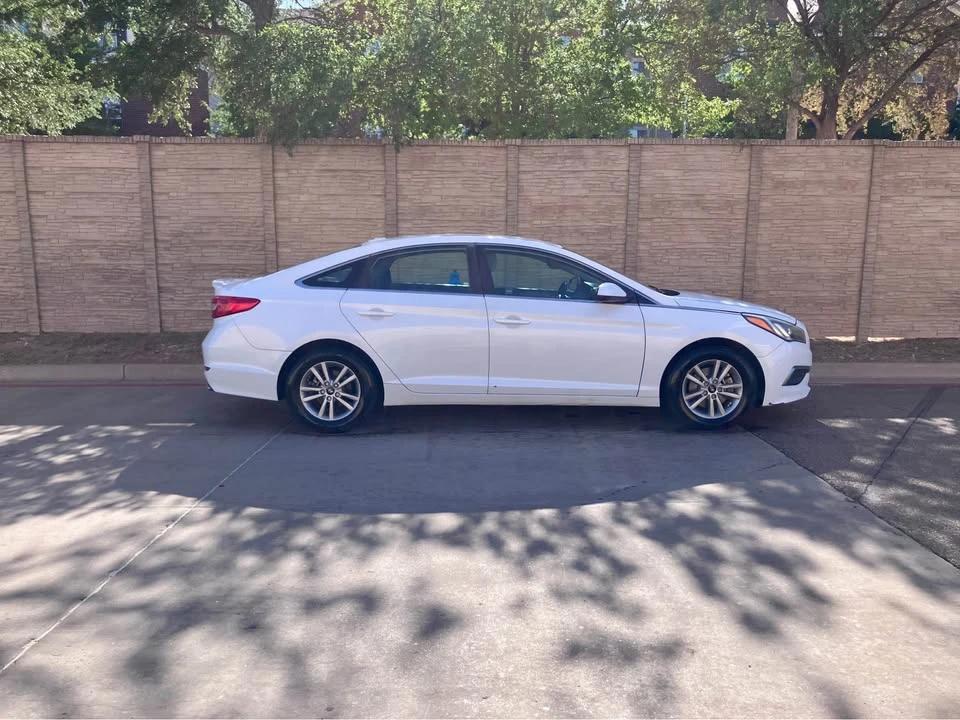 2016 Hyundai Sonata - Image 4 of 13