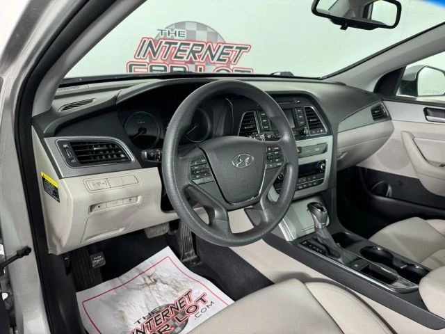 2016 Hyundai Sonata - Image 10 of 21